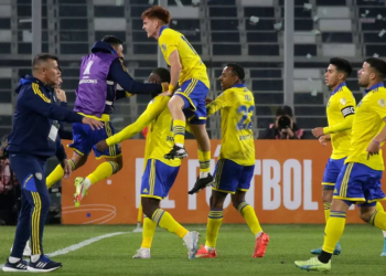 CON AUTORIDAD, BOCA JUNIORS LE GANÓ 2 – 0 A COLO COLO EN CHILE Y LIDERA EL GRUPO F DE LA COPA LIBERTADORES