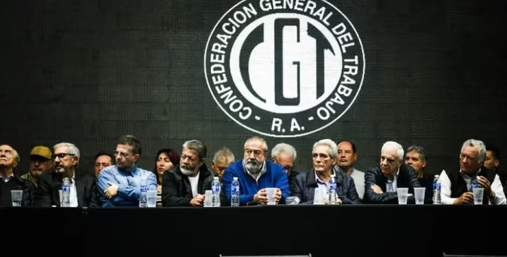 LA CGT CONVOCARÁ HOY A UN GRAN ACUERDO ECONÓMICO, POLÍTICO Y SOCIAL, Y ALERTARÁ POR EL CRECIMIENTO DE JAVIER MILEI