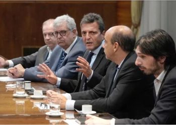 DEUDA: EL GOBIERNO CUBRIÓ LOS VENCIMIENTOS Y CONSIGUIÓ CASI $300.000 MILLONES EXTRA, LA CIFRA MÁS ALTA DEL AÑO