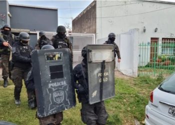 BEZOS: «SE TRATA DE ESTABLECER QUE PASÓ CON EL RESTO DEL DINERO QUE SE LLEVARON DEL FRIGORÍFICO»