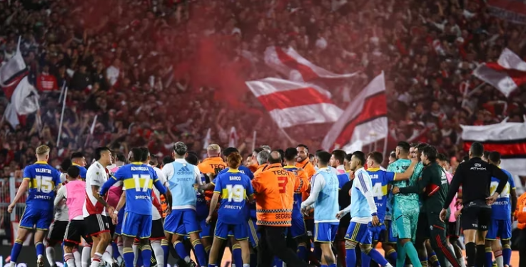 EL DETALLE QUE ARROJÓ EL INFORME DE DARIO HERRERA TRAS EL SHOW DE EXPULSADOS EN EL SUPERCLÁSICO