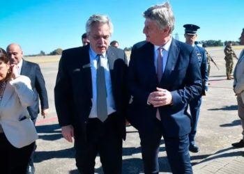 EL GOBIERNO MAQUILLA LA CRISIS ECONÓMICA Y EL CONFLICTO POR LA DISPUTA INTERNA CON LOS TRIUNFOS DE LOS GOBERNADORES