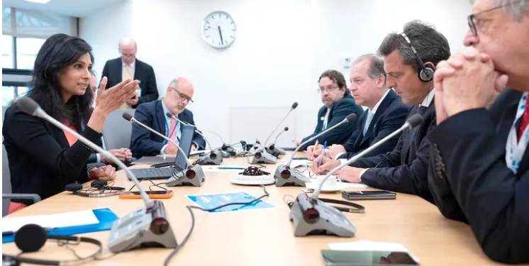 EL PRINCIPAL DESAFÍO DEL EQUIPO ECONÓMICO EN LA NEGOCIACIÓN CON EL FMI