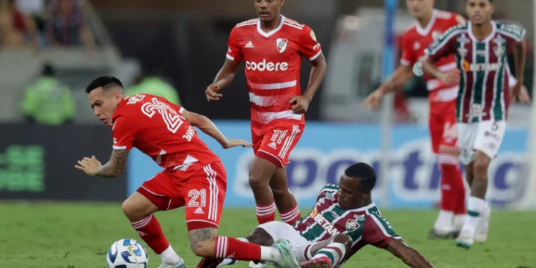 DURO GOLPE PARA RIVER PLATE EN LA COPA LIBERTADORES: FLUMINENSE LO GOLEÓ 5 A 1 CON TRES GOLES DE GERMÁN CANO