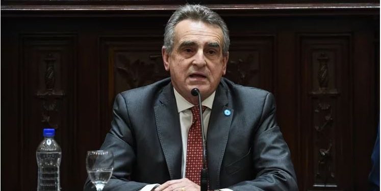 AGUSTÍN ROSSI: «EL LUNES LANZO MI CANDIDATURA POR STREAMING»