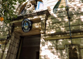 CONDENAN A UN HOMBRE A 7 AÑOS DE PRISIÓN POR TENER DROGA PARA LA VENTA Y AMENAZAR A SU EX PAREJA