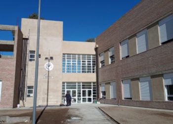 SE INAUGURA EL DEPARTAMENTO DE DERECHO