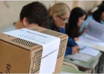 JUNTOS POR EL CAMBIO DEFINIRÁ SU INTERNA EN MENDOZA Y EL PERONISMO ESPERA TRIUNFOS EN SAN LUIS Y TUCUMÁN