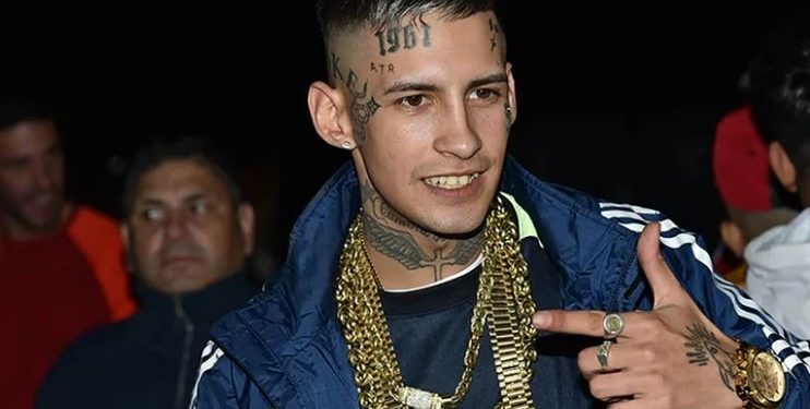 EL MANAGER DE L-GANTE HIZO UN PARTICULAR PEDIDO A LOS FANS TRAS LA DETENCIÓN DEL CANTANTE