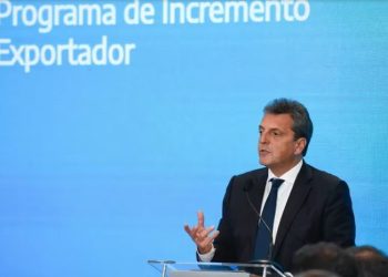 EL GOBIERNO BAJARÁ ARANCELES DE IMPORTACIÓN A LAS AUTOMOTRICES PARA QUE FABRIQUEN MODELOS NUEVOS Y EXPORTEN A LA REGIÓN