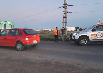 UN MOTOCICLISTA IMPACTÓ DE ATRÁS A UNA BICICLETA