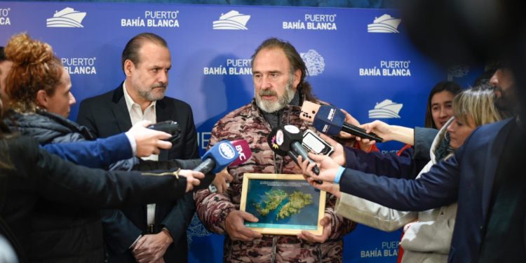 EL PUERTO DE BAHIA BLANCA FUE SEDE DEL OPERATIVO DNI QUE RECONOCE A LOS VETERANOS DE MALVINAS COMO HÉROES