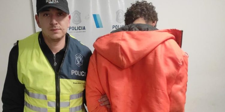 UN HOMBRE FUE DETENIDO POR AGREDIR A SU HIJA Y SU PAREJA