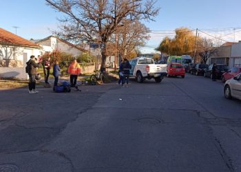 UN AUTO Y UNA MOTO ELÉCTRICA COLISIONARON AYER A LA TARDE