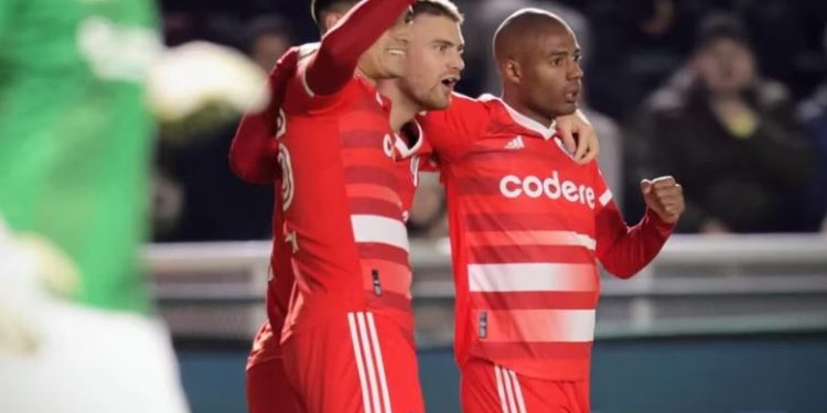 RIVER PLATE GOLEÓ 4-1 A BANFIELD Y ESTIRÓ DIFERENCIAS EN LA CIMA DE LA LIGA PROFESIONAL