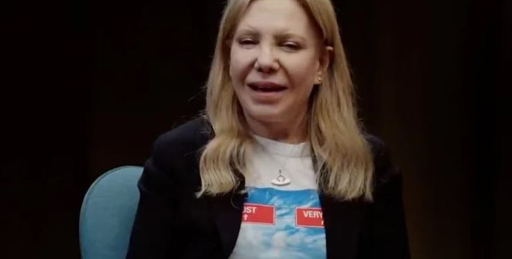 CECILIA ROTH VOLVIÓ A CRITICAR LA SERIE DE FITO PÁEZ