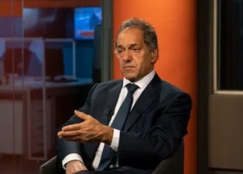 DANIEL SCIOLI: «NOSOTROS NO ESTAMOS PARA ENTERRAR AL KIRCHNERISMO, ESTAMOS PARA QUE RESURJA EL PAÍS»