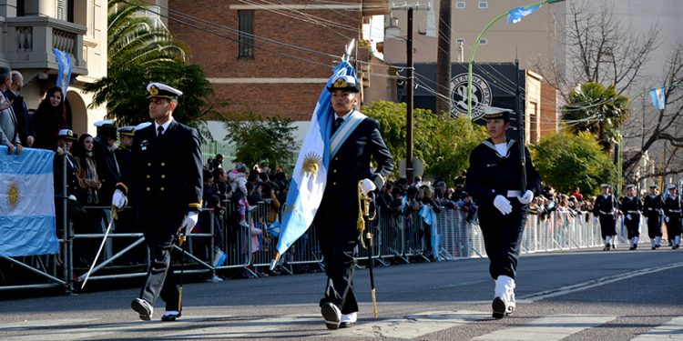 ROMERA: «ES UN EVENTO TRADICIONAL PARA TODOS LOS BAHIENSES, HABRÁ CINCO MIL PERSONAS DESFILANDO»»