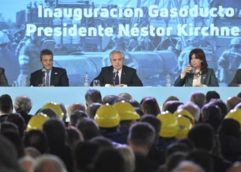 EL OFICIALISMO CERRÓ FILAS DETRÁS DE SERGIO MASSA EN LA INAUGURACIÓN DEL GASODUCTO NÉSTOR KIRCHNER