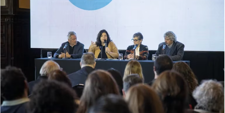 CONFIRMARON QUE VIZOTTI PERMITIÓ VISITAS DISCRECIONALES A INTERNADOS POR COVID-19 DURANTE LOS PERIODOS DE AISLAMIENTO