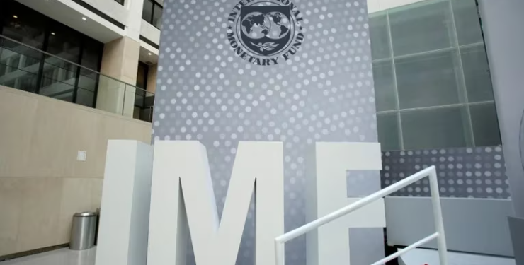 TRAS EL SALTO RÉCORD DEL DÓLAR LIBRE, LOS BONOS CERRARON AL ALZA EN WALL STREET Y CAYÓ EL RIESGO PAÍS