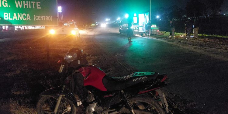 UN MOTOCICLISTA SE ACCIDENTÓ EN RUTA 3 Y PEDRO PICO