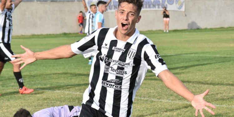 CERATO: «FUE UN SALTO SIN ESCALA DE LINIERS A SARMIENTO DE JUNÍN»