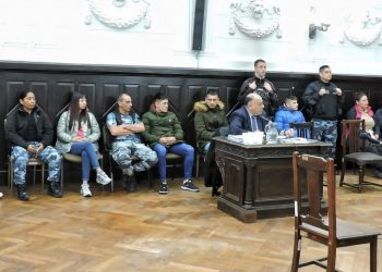 COMENZÓ EL JUICIO A LA LÍDER DE UNA BANDA Y A 5 PERSONAS MÁS POR VENDER COCAÍNA Y MARIHUANA