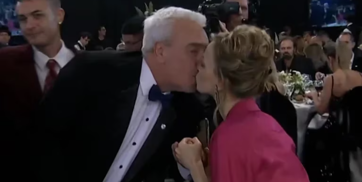 CARAMELITO ANUNCIÓ SU SEPARACIÓN DE COCO SILY