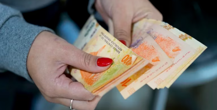 A UNA SEMANA DE LA DEVALUACIÓN, QUE PASÓ CON LA REDUCCIÓN DE LA BRECHA CAMBIARIA Y LA ACUMULACIÓN DE RESERVAS