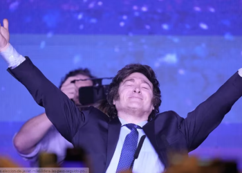 SORPRENDENTE ELECCIÓN DE JAVIER MILEI, GANÓ LAS PASO CON MÁS DEL 30%