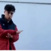 EL MAL MOMENTO QUE VIVIÓ RUSHERKING: LE ROBARON EL CELULAR MIENTRAS GRABABA UN VIDEO EN LA CALLE