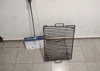 DOS PERSONAS APREHENDIDAS AL INTENTAR ROBAR UNA PARRILLA Y UNA PALA DE LA CANCHA DE PACÍFICO