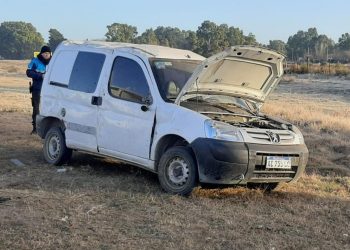 UNA CAMIONETA VOLCÓ EN LA RUTA 3 NORTE