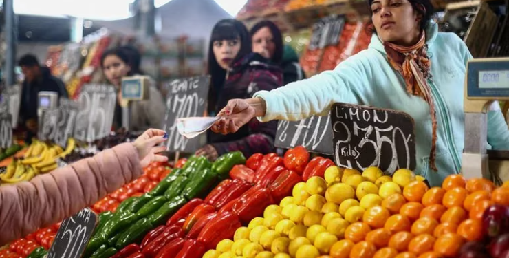 LA INFLACIÓN DE AGOSTO FUE DEL 12,4% Y ALCANZÓ EL 124,4% EN EL ÚLTIMO AÑO