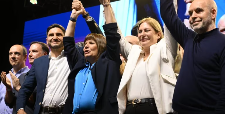 JUNTOS POR EL CAMBIO LOGRÓ LA FOTO DE UNIDAD EN SANTA FE Y EMPODERÓ A PATRICIA BULLRICH PARA LA PELEA POR ENTRAR AL BALOTAJE