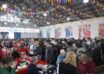 VIVIMOS LA FIESTA DE LAS COLECTIVIDADES EN EL PUERTO DE BAHÍA BLANCA