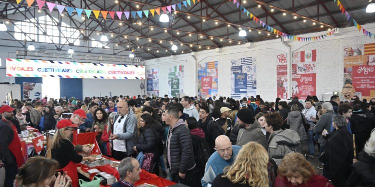 VIVIMOS LA FIESTA DE LAS COLECTIVIDADES EN EL PUERTO DE BAHÍA BLANCA