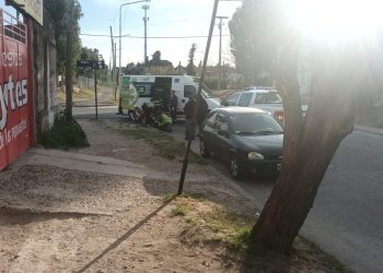 FUERTE ACCIDENTE ENTRE UN AUTO Y UNA BICICLETA