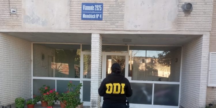 UN CADETE FUE DETENIDO POR COMERCIALIZAR ESTUPEFACIENTES