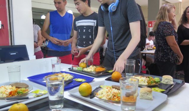 SÁNCHEZ: «LOS ALUMNOS REGULARES PUEDEN OPTAR POR DIFERENTES BENEFICIOS QUE NECESITEN»