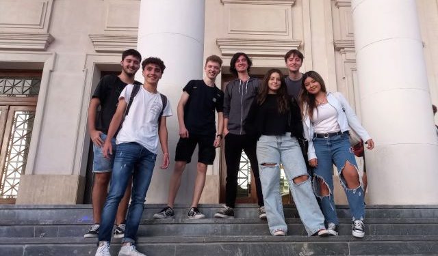 SEMILLA: «UN ALUMNO QUE  NO ES DE BAHÍA NECESITÓ 187 MIL PESOS EN SEPTIEMBRE»