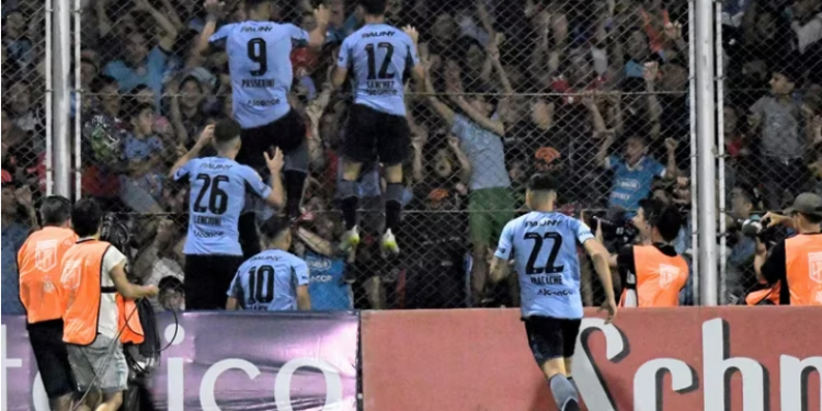 EN UN PARTIDO APASIONANTE, BOCA JUNIORS PERDIÓ 4-3 CON BELGRANO Y SE ALEJÓ EN LA LUCHA POR LA COPA DE LA LIGA