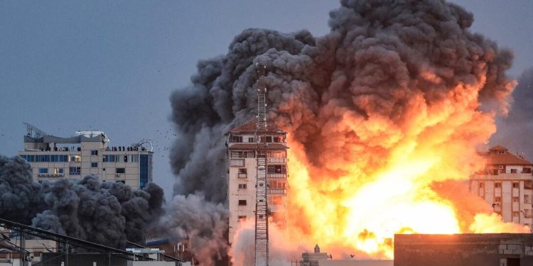 BEN TASGAL: «LA GENTE ESTÁ MÁS PREOCUPADA EN ATACAR QUE EN INVESTIGAR, CREO QUE ESTAMOS VIVIENDO EL FIN DEL GOBIERNO DE ISRAEL»