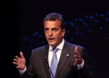 CON FUERTES CRUCES POR LA ECONOMÍA, MASSA Y BULLRICH BUSCARON POLARIZAR CON MILEI EN EL PRIMER DEBATE PRESIDENCIAL