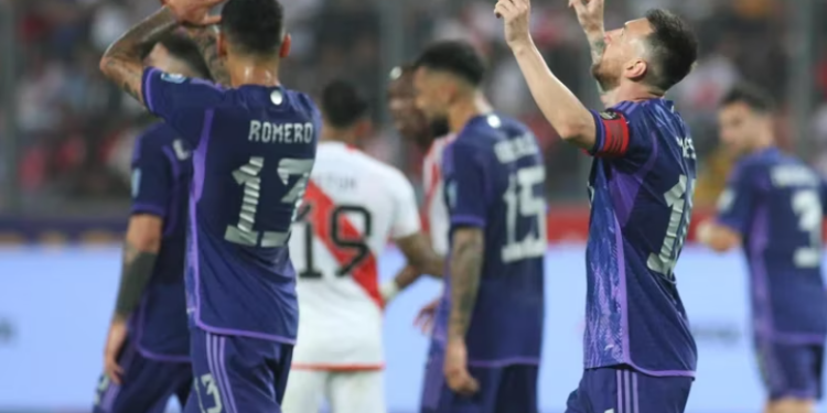 CON DOS GOLES DE MESSI, ARGENTINA VENCIÓ CON AUTORIDAD 2-0 A PERÚ