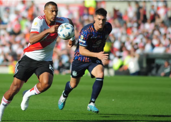 RIVER PLATE DERROTÓ 1-0 A TALLERES DE CÓRDOBA Y ESCALÓ A LA CIMA DE LA ZONA A DE LA COPA DE LA LIGA