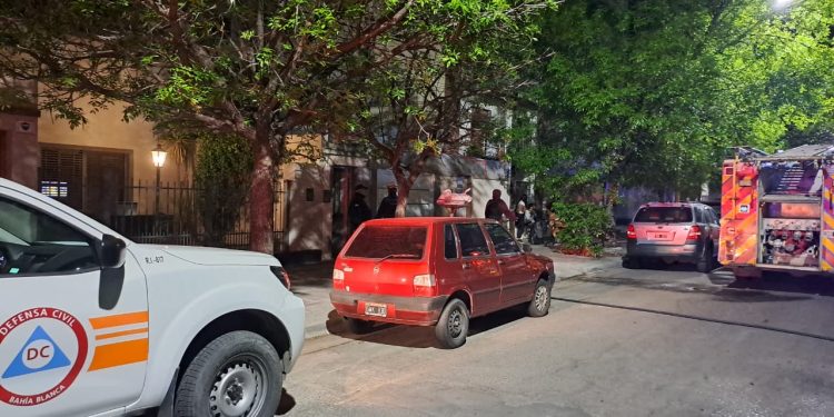 CAYÓ ROPA EN UN CALEFACTOR Y SE INCENDIÓ LA VIVIENDA