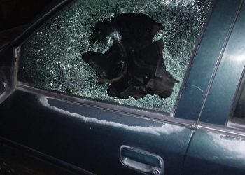 LE ROMPIÓ LOS VIDRIOS DEL AUTO A UN VECINO Y QUEDÓ APREHENDIDO