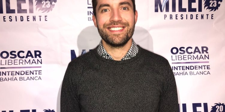 REYES: «AL PARECER ESTAMOS EN UNA PARIDAD CON UNIÓN POR LA PATRIA»